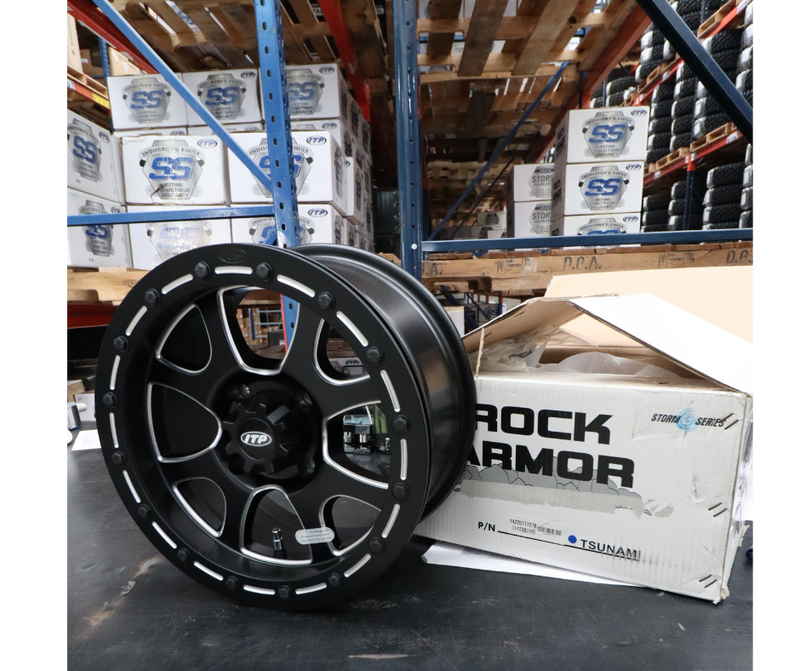 Cargue la imagen en el visor de la galería, Rin ITP Tsunami Rin Todo Terreno, Rin Offroad, Rin 4x4 Llanta RZR, Can Am
